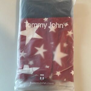 Tommy John Second Skin boxer briefs. Size large with 6” inseam. Red white stars